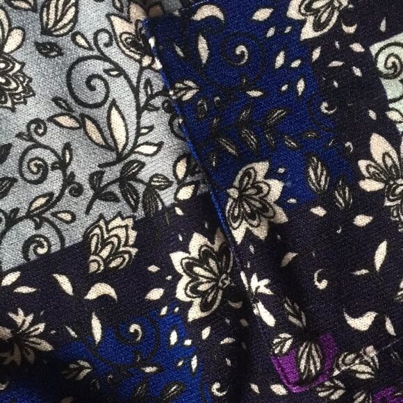 🦃⭐️LuLaRoe “Sarah” Long Cardigan W/ Pockets sz.  S🦃⭐️ - Picture 7 of 8